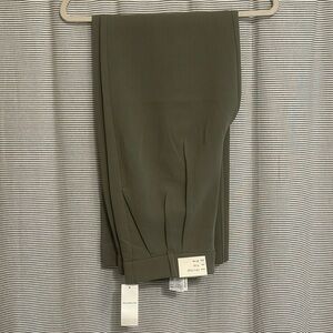 A$F Sloane Tailored Pant